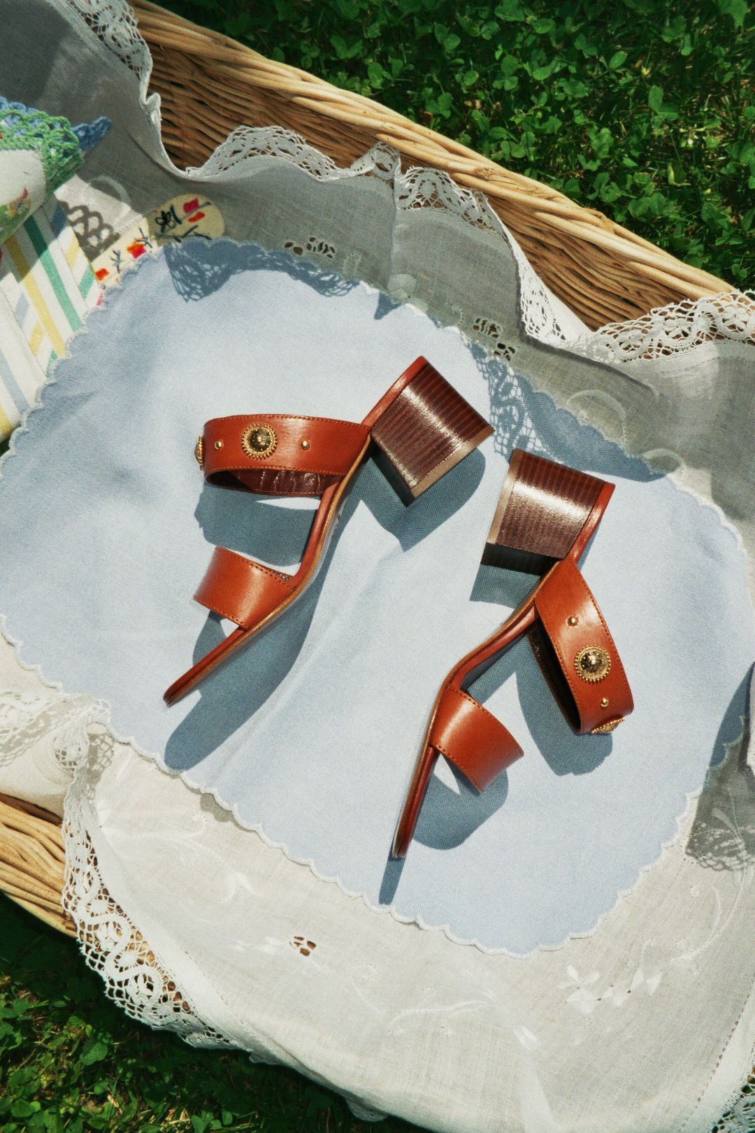 CUOIO STUDS COMFY